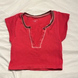 urban out front under v neck top